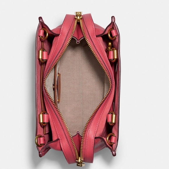 NEW!💕Disney X Coach Rogue 25 With Mickey Mouse And Minnie Mouse - Picture 3 of 6